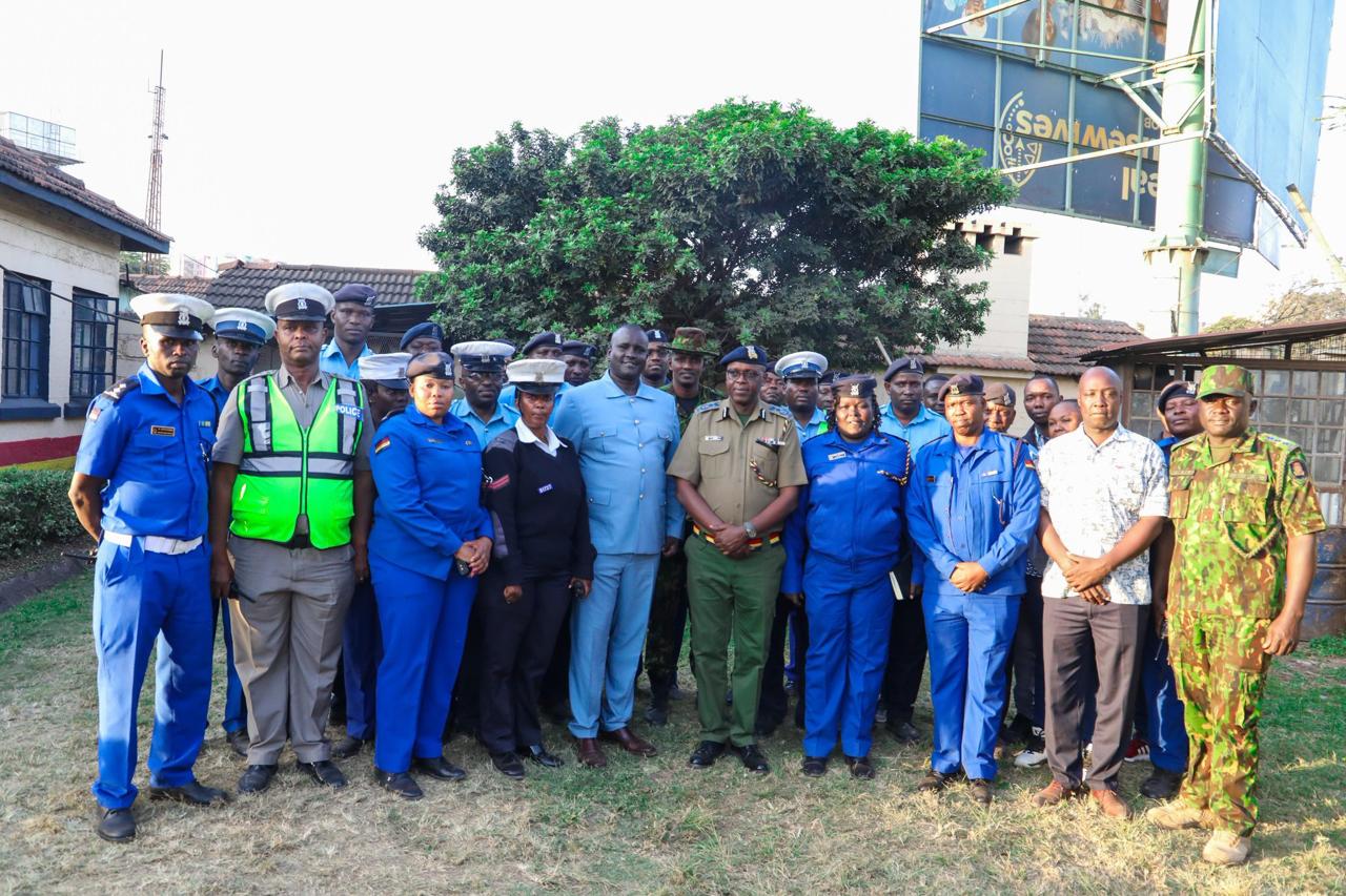 DIG Lagat Visits Pangani Police Station Amid Complaints From Locals Of Poor Relations With Officers