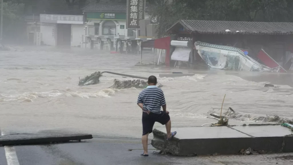 China Activates Emergency Response As Heavy Rain Triggers Flood In Shandong