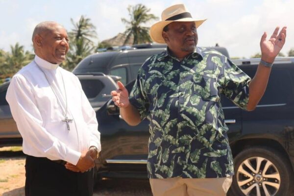 Uhuru Donates Sh1.5 Million For Construction Of Pastoral Center In Watamu, Kilifi