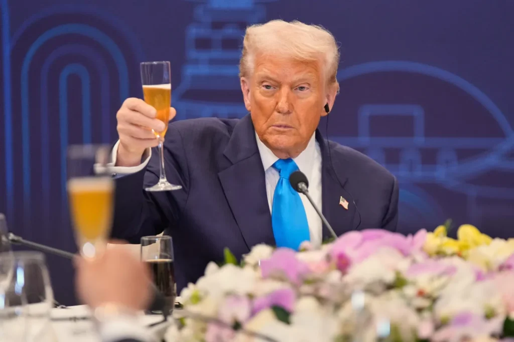 Mrima Hill, Trump