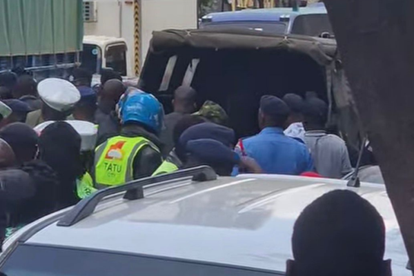 2 Suspects Shot And Killed After Robbing Man Of Cash Along Moi Avenue, Nairobi