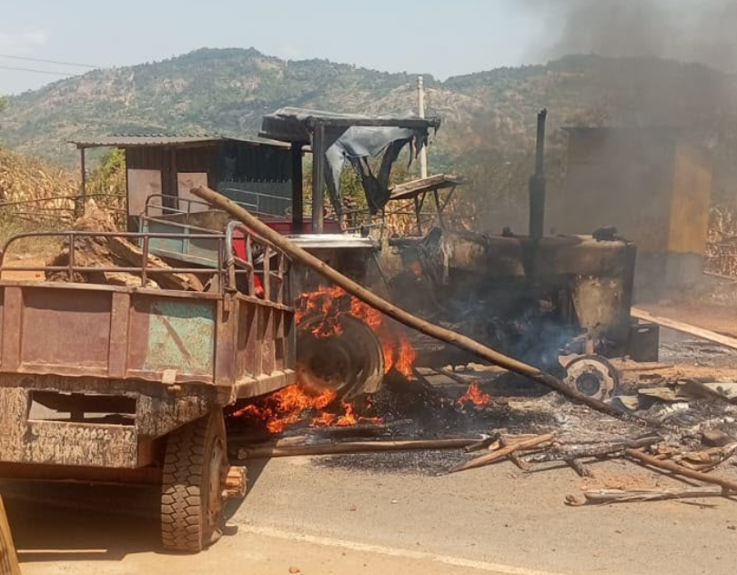Seven Arrested After Protesters Torch Vehicles, Attack Police In Makueni