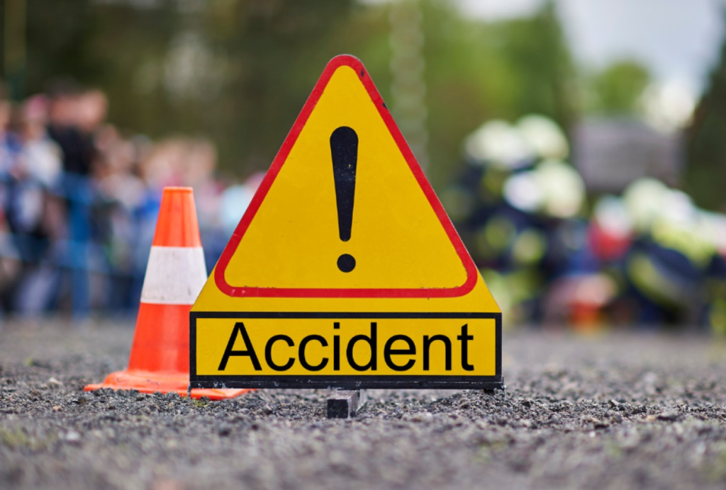 KDF Officer Dies After Trailer Collides With Car On Eldoret-Nakuru Highway