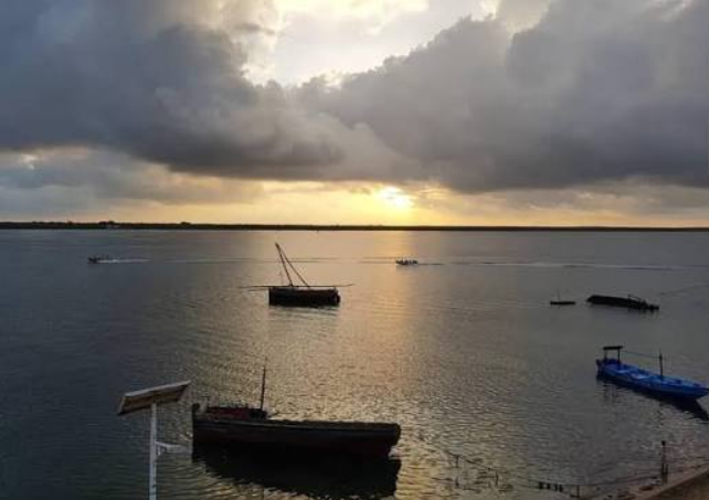 Six Rescued, Four Missing After Boat Capsizes Off Lamu Coast